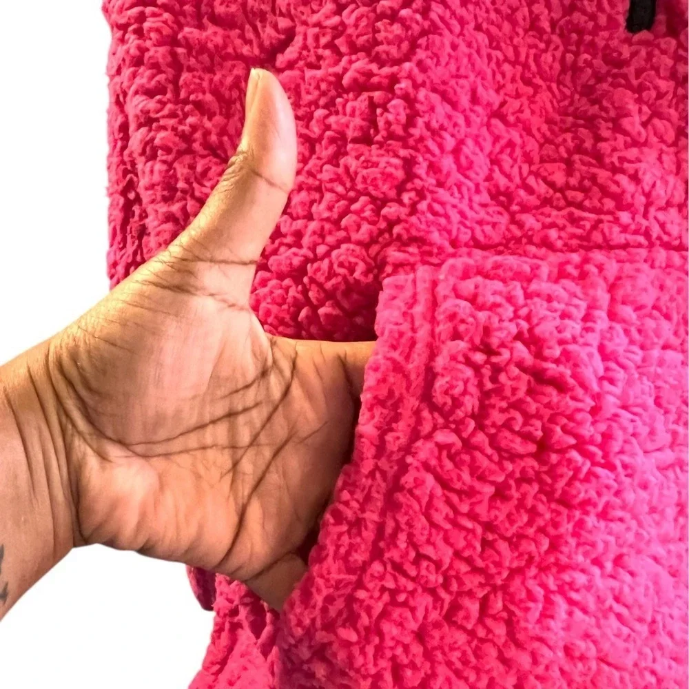 NWT - Jackson Hole Women's  Hot Pink Sherpa Quarter Zip Jacket - Size XL